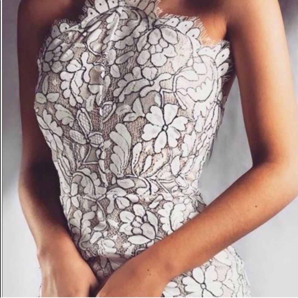 White/nude lace lulu’s dress